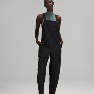 Lululemon Lab Women’s Overalls • Black • Sz 8 • MSRP:$198 SOLD OUT everywhere